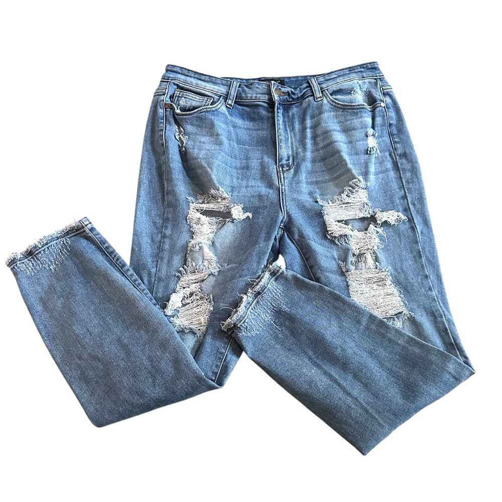 Women‎ Junior Judy Blue Boyfriend Destructed Jeans size 13 (31)